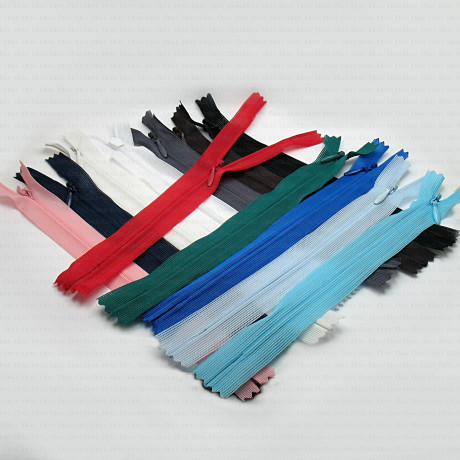 18cm concealed zip no. 1348