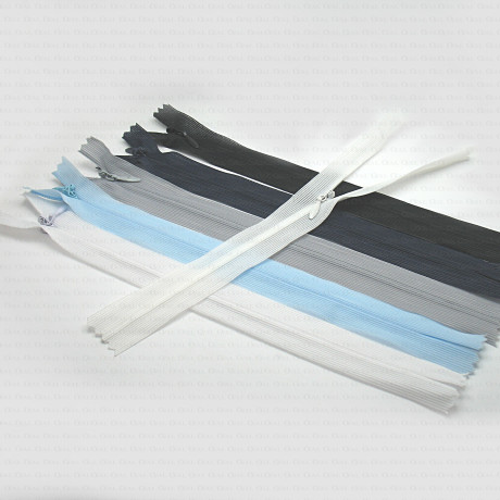 Concealed zip 20cm assorted colours no. 1349