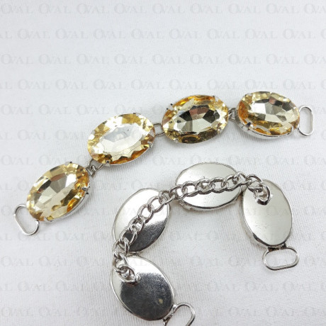 Decorative connector with stones 1382