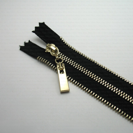 Metal zips 55 cm closed-end 1365