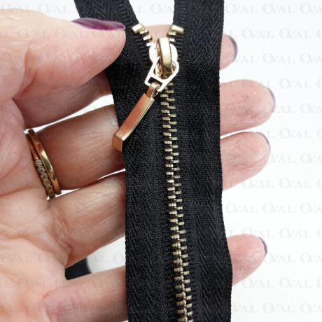 16 cm black non-separable metal zips 4907 A