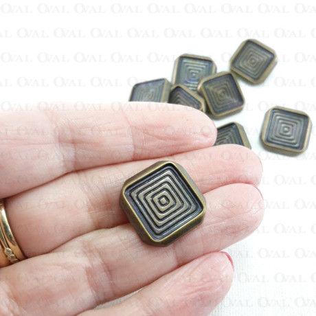 Plastic button 21mm / 10 or 144 pcs no. 592