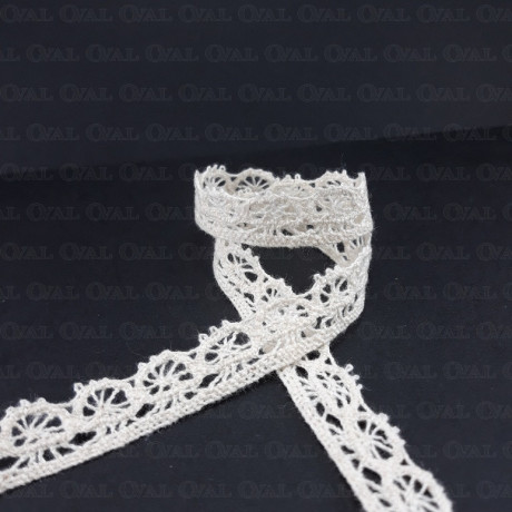 Koronka bawełniana 20mm /20 yard ecru   3860