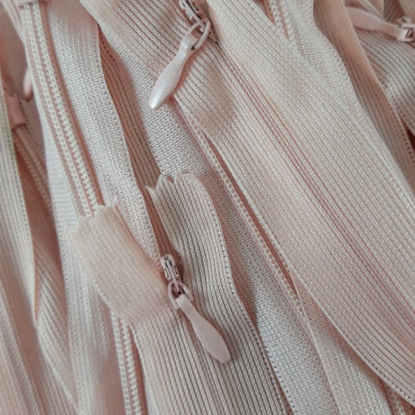 Concealed zips d274 various lengths 4917