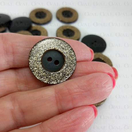 Polyester button 23mm no. 650