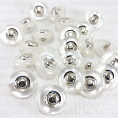 Plastic button 17.5mm / 10 or 100 pcs no. 692