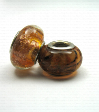 Glass Pandora-type modular bead no. 1418