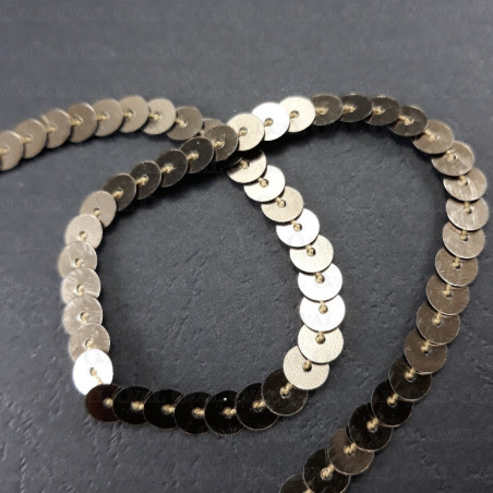 Sequins on tape 6mm /5m 207