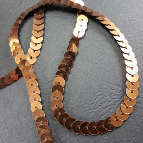 cekiny na taśmie ,kolor miedziany 213