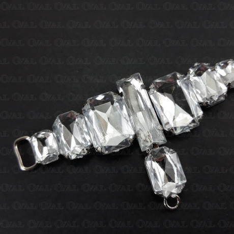 Ozdobny łacznik z kamieniami 1774