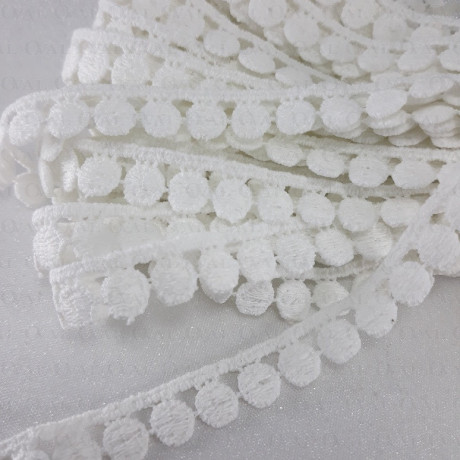 Koronka gipiurowa 11mm/20m śmietana 2668