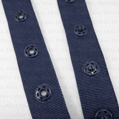 Zatrzaski na taśmie granat 1m nr 1819