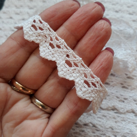 Koronka bawełniana ząbek O 16mm / 25m  biała 5026