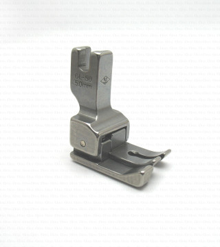 5mm Left compensating presser foot – lockstitch no. 1529