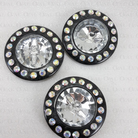 Guzik poliestrowy 38mm/1szt  czarny 5100