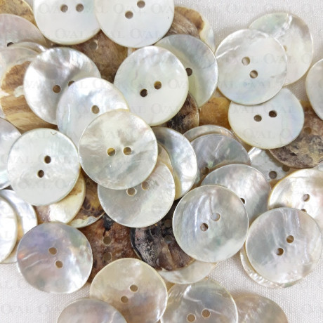 Guzik z naturalnej muszli 20mm/200szt  752