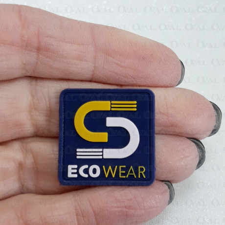 Naszywka sylikonowa 25x25mm  821