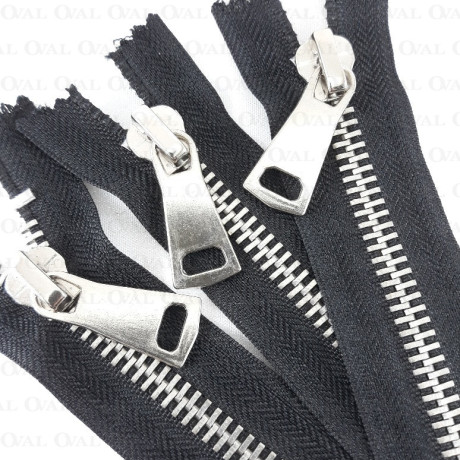 Metal zips *8 closed-end 20–30 cm no. 2156