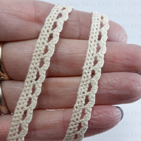 Cotton lace 9mm/1 or 25 yards ecru 2651