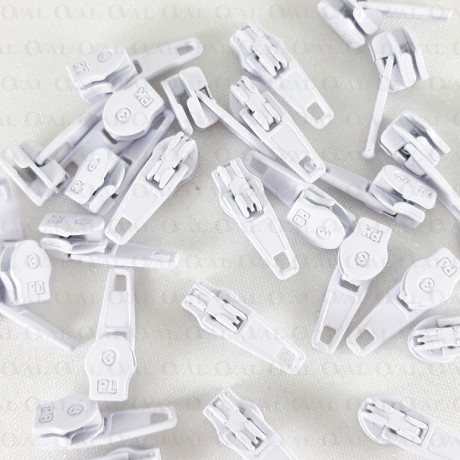 Suwak do taśmy pościelowej 3*/10szt lub 100szt metalowy z końcówką 5127