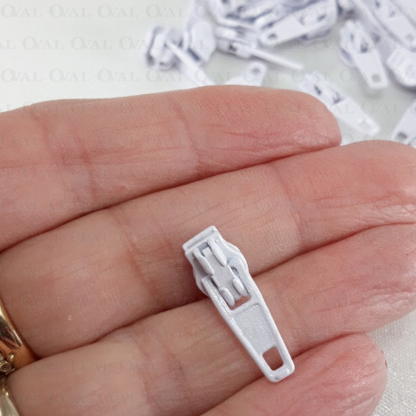 Suwak do taśmy pościelowej 3*/10szt lub 100szt metalowy z końcówką 5127