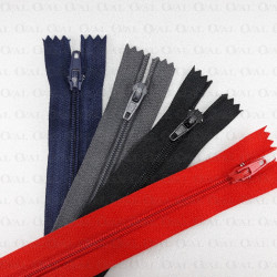 Zamek plastikowy 16 cm, 18cm ,2052 Zamek plastikowy 16 cm, 18cm ,2052