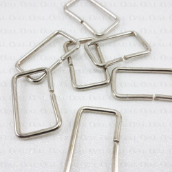 Ramka metalowa 30mm/10 lub 100szt nr 5225 Ramka metalowa 30mm/10 lub 100szt nr 5225