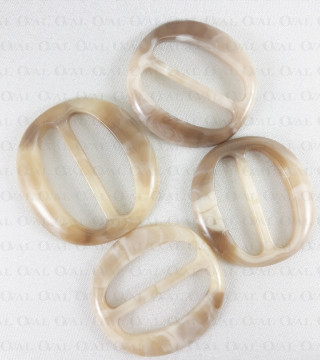 Klamerka plastikowa 30, 40mm beż 2400