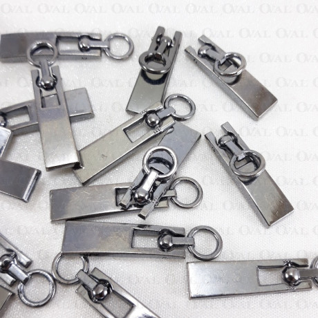 Decorative puller for zip slider no. 1011 PU8