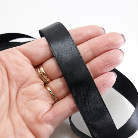 Taśma atłasowa 20mm,25mm czarna 5501 PU8 - 28765
