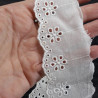 Lace 40mm/1 or 19.8m cream English embroidery 4021