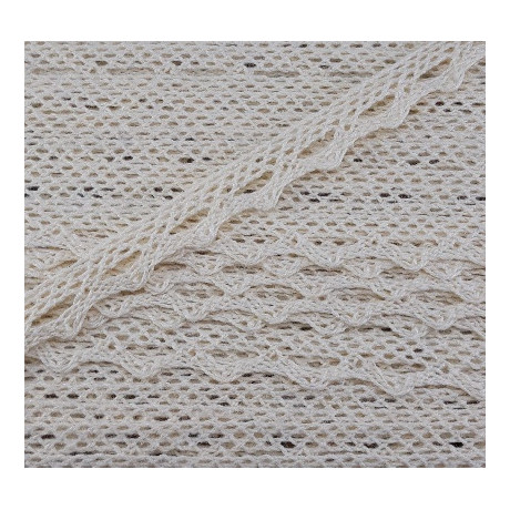 Koronka bawełniana 20mm /1 m ecru   3804