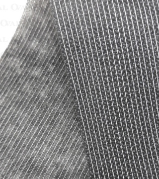 Flizelina przeszywana nitką z klejem czarna 100m 5331