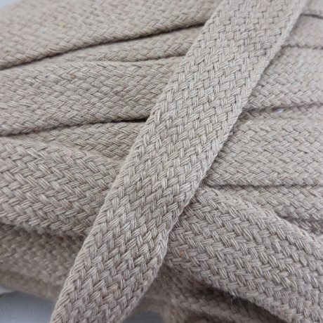 Sznurek bawełniany płaski 18mm/25mb 5535