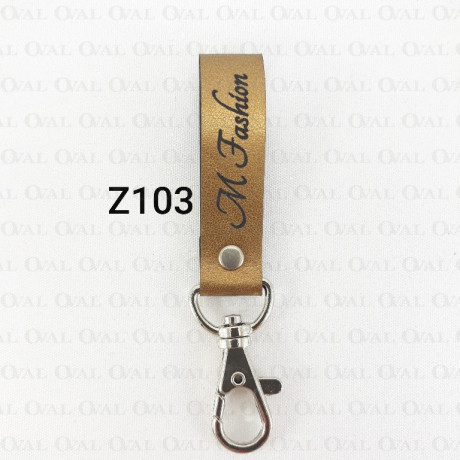 Skórka z karabińczykiem 5550