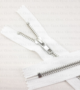 Zamki *5 metalowe 16cm /1szt białe 5551