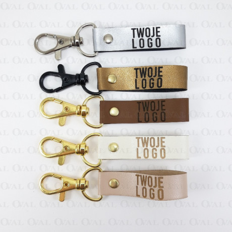 Skórka z karabińczykiem 5550