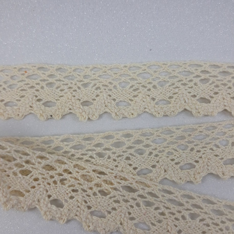 Koronka bawełniana 28mm/27m 2621 - 29369