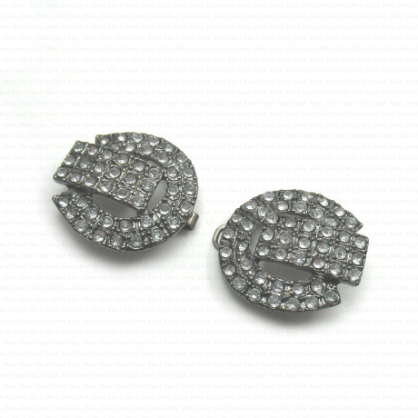 Ozdobne zapięcie  - metalowe nr 1579