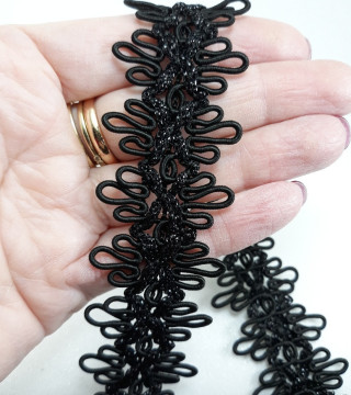 Czarna taśma ozdobna