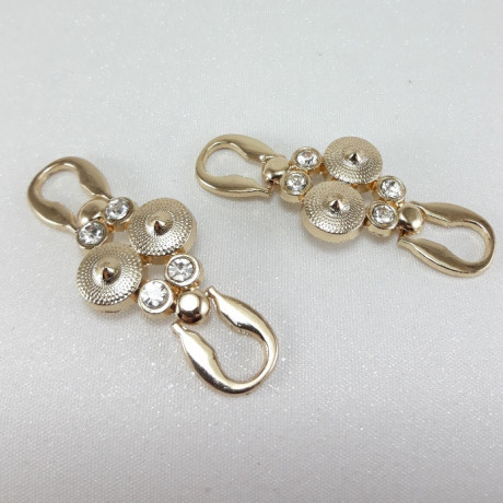 Metalowy łącznik ozdobny – element do odzieży biżuterii handmade