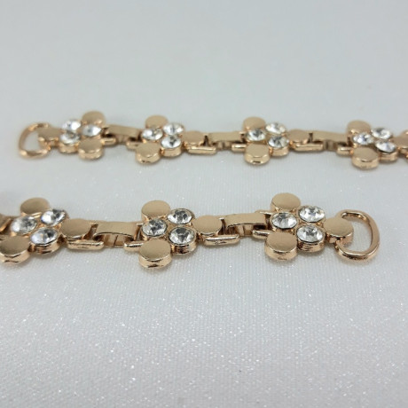 Metalowy łącznik ozdobny – element do odzieży biżuterii handmade