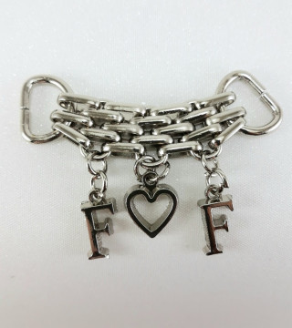 Metalowy łącznik ozdobny – element do odzieży biżuterii handmade