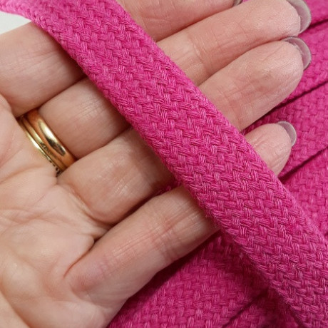 Płaski sznurek bawełniany odzieżowy – różne kolory