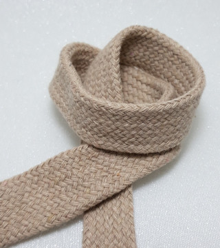 Płaski sznurek bawełniany odzieżowy – różne kolory