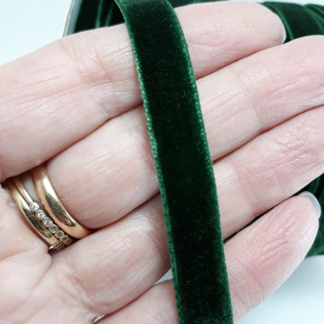 Aksamitka taśma – wstążka aksamitna do dekoracji | Elegancki dodatek