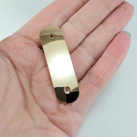 Metalowa blaszka do odzieży i plecaków – trwała metka premium