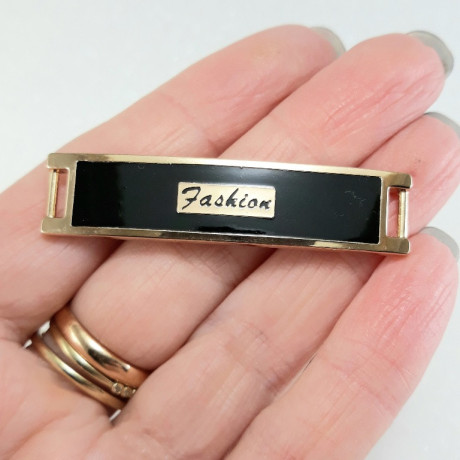 Metalowy łącznik ozdobny – element do odzieży biżuterii handmade