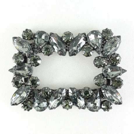 Element ozdobny z kamieni