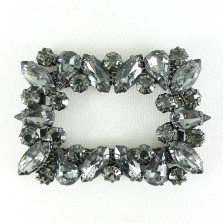 Element ozdobny z kamieni